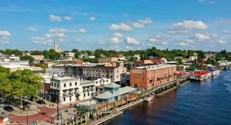 Roof Revivers is the top roofing contractor in Wilmington, North Carolina.