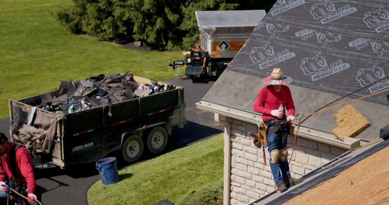 Roof Revivers keeps the roof replacement and roof repair site clean the whole way through.