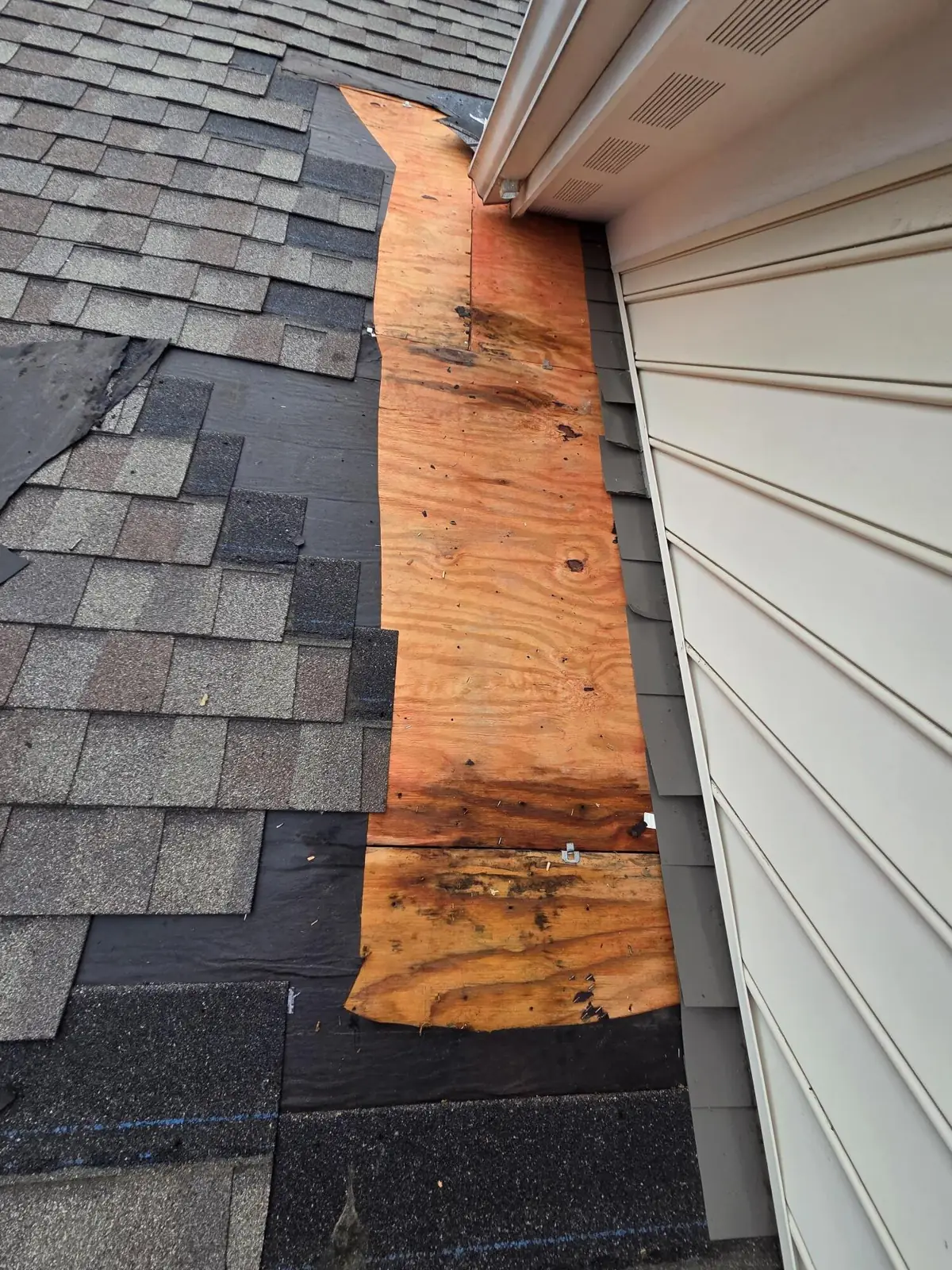 Ice and water shield installed along a sidewall during a Hilliard, Ohio roof repair