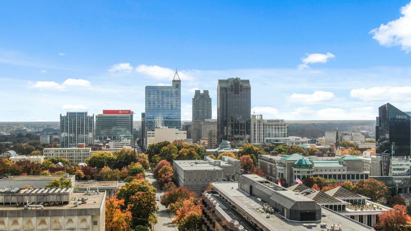 Roof Revivers is Raleigh, North Carolina's roofing company.