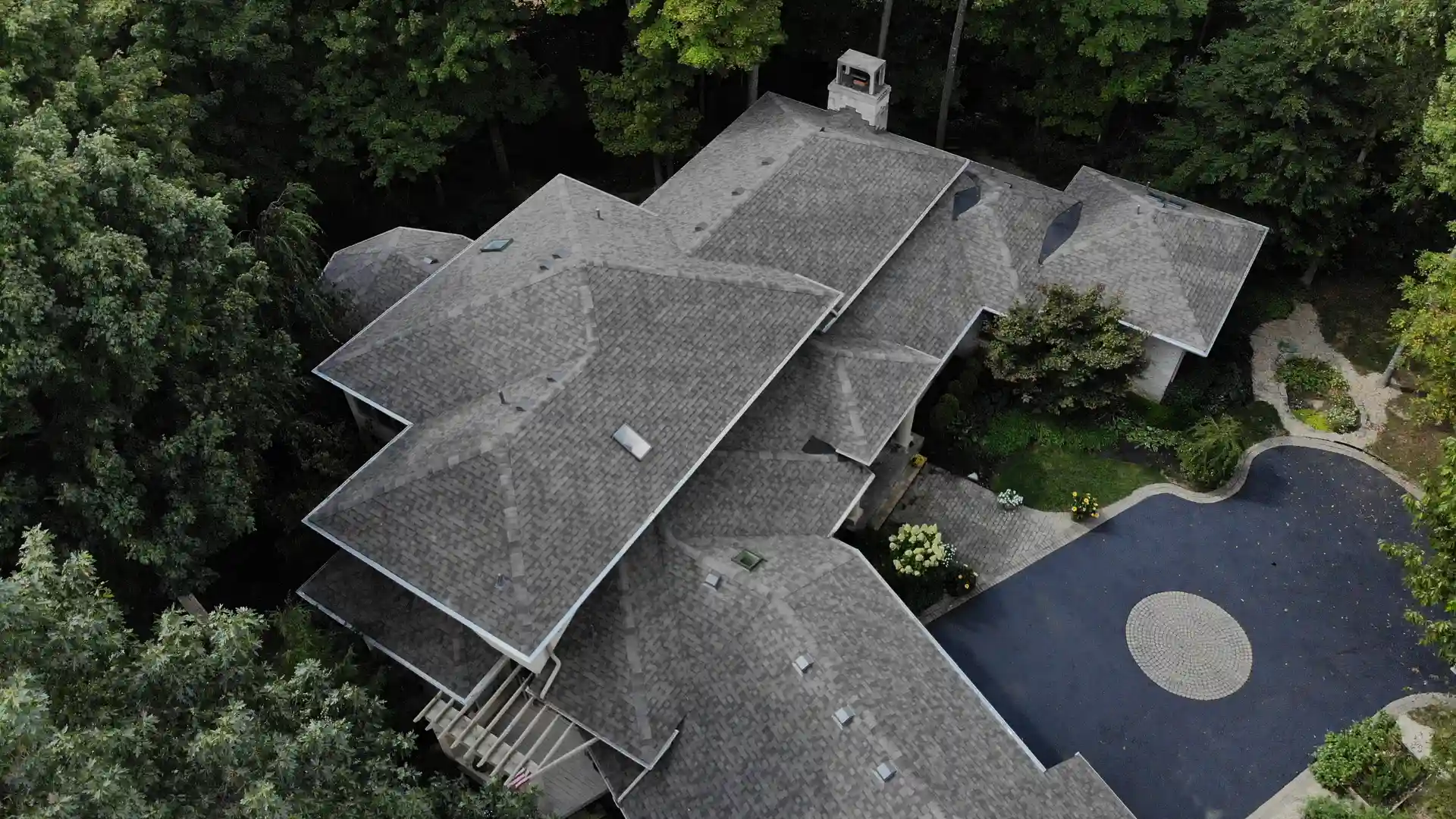 Roofing Services in Whitehall, Ohio